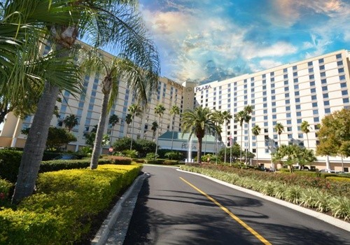 Rosen Plaza® Hotel