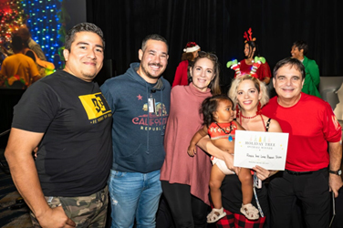 Rosen Hotels & Resorts’ Holiday Showcase Celebration Photo