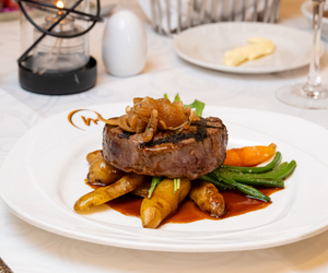 Everglades Magical Dining Steak Filet